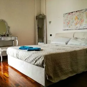 https://100-viale-italia.hotelitalianriviera.com